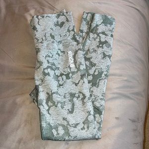 Green camo adapt GymShark Leggings size small